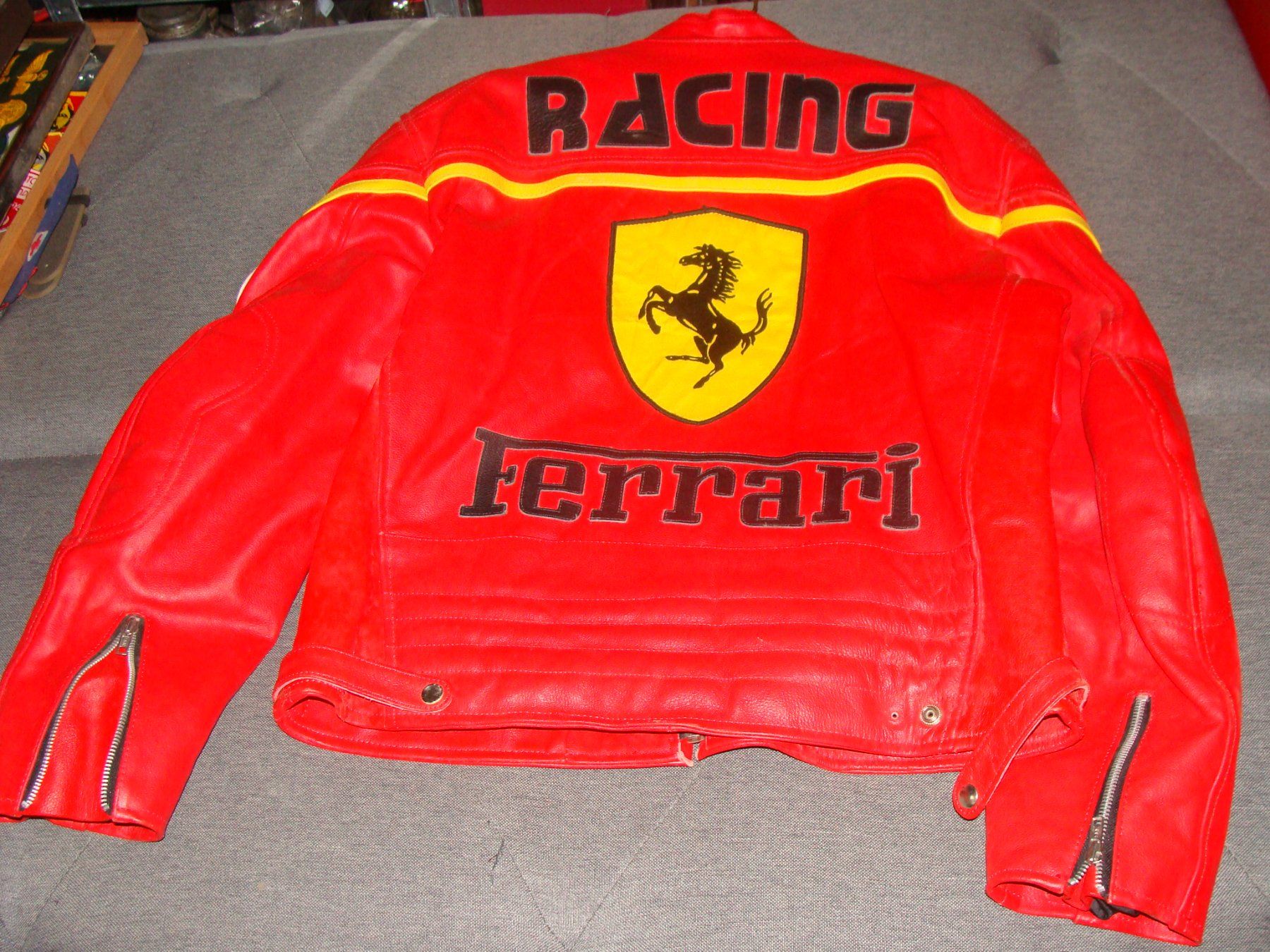 Ferrari Giacche: Veste de course pour pilote Ferrari – Usato da Cuarny venduto da hen_g7hn 5