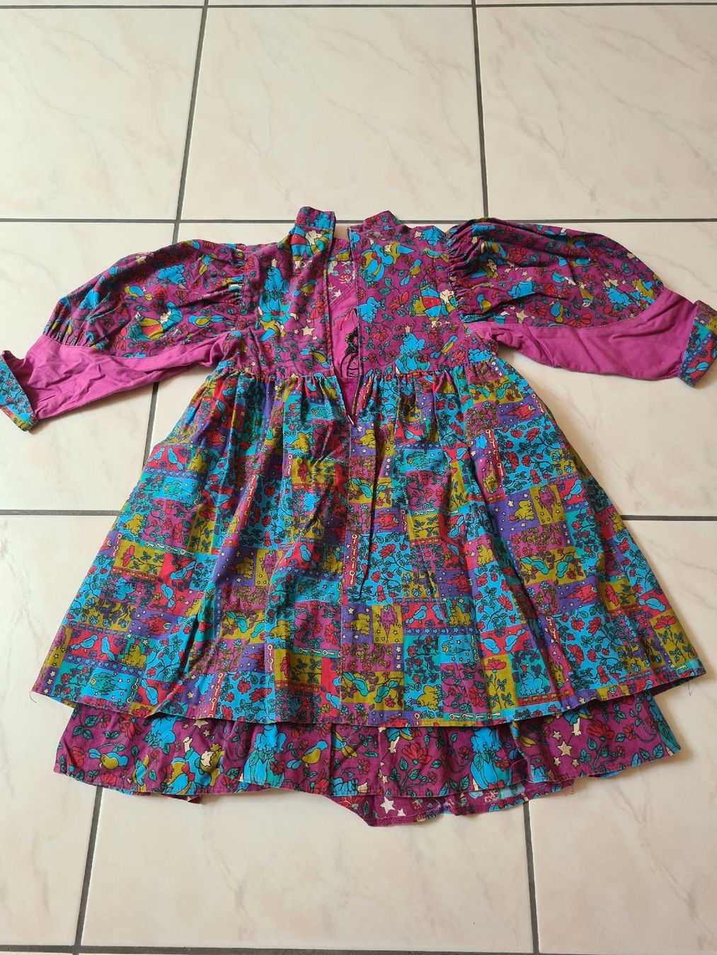 Vestiti & Gonne: Mädchenkleid "Froschkönig" Gr.116 – Usato da Ebikon venduto da Songbird85 1