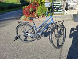 E-Bike Fischer blau Trekkingrad gebraucht für Bastler Jg. 22