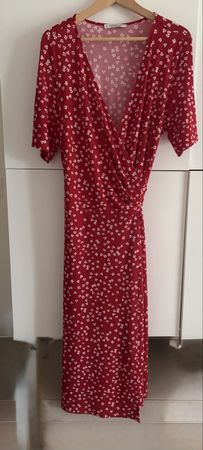 Robe portefeuille Mango rouge fleurs taille L