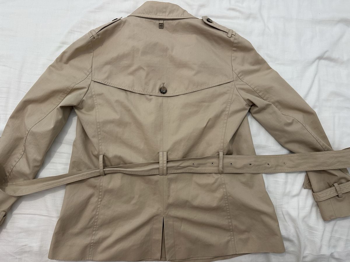 Massimo Dutti Cappotti: Trench courte Massimo Dutti  – Nuovo (secondo la descrizione) da Versoix venduto da vic_5p9t 3