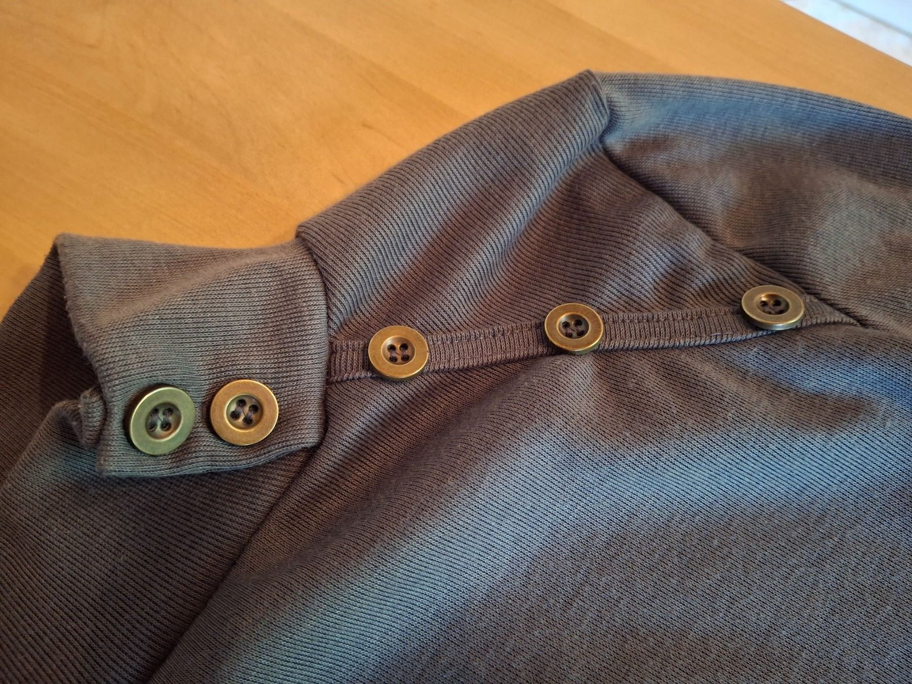 Maglioni & Felpe: Pull petit col taille S marque Finejo vert olive gris – Usato da Villiers venduto da san_jn5w 3