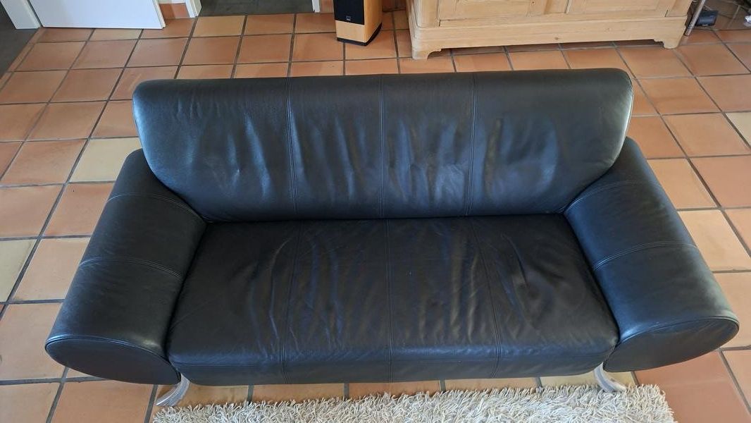 Rolf Benz Sofas: Rolf Benz Sofa 545 - Leder schwarz gebraucht – Gebraucht aus Hünenberg See von Five2twelve 1