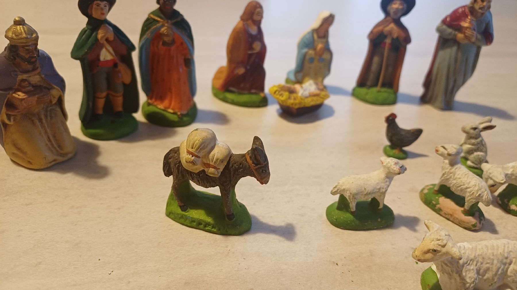 Statuette: 18 Alte Krippenfiguren  – Usato da Flawil venduto da Naphtali 4