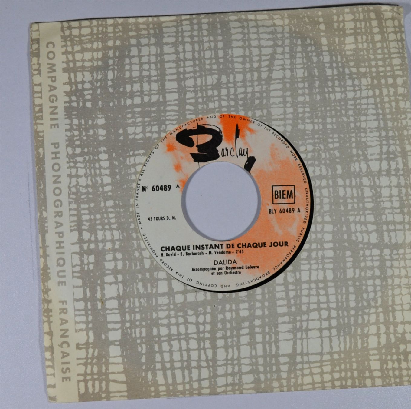 Vinyles: Single: DALIDA - Chaque Instant De Chaque Jour – D'occasion à Frenkendorf par Yard-Sale-2000