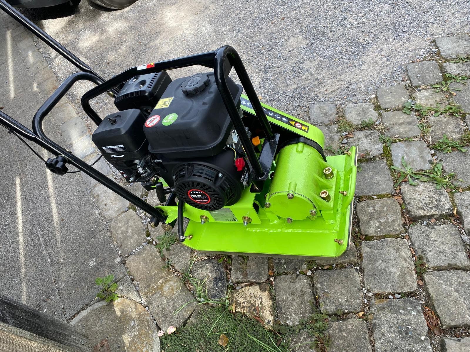Tutte le macchine: Vibrationsplatte Zipper 196ccm neu – Nuovo (secondo la descrizione) da Heimiswil venduto da Sbastler 2