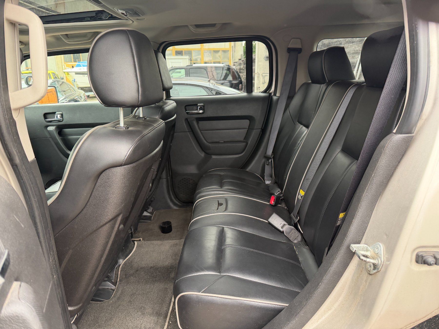 Hummer Automobili: HUMMER H3 – Usato da Avenches venduto da BOOTTRANSPORTE 5