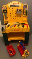 Établi de bricolage Bosch avec outils, état d'occasion.
