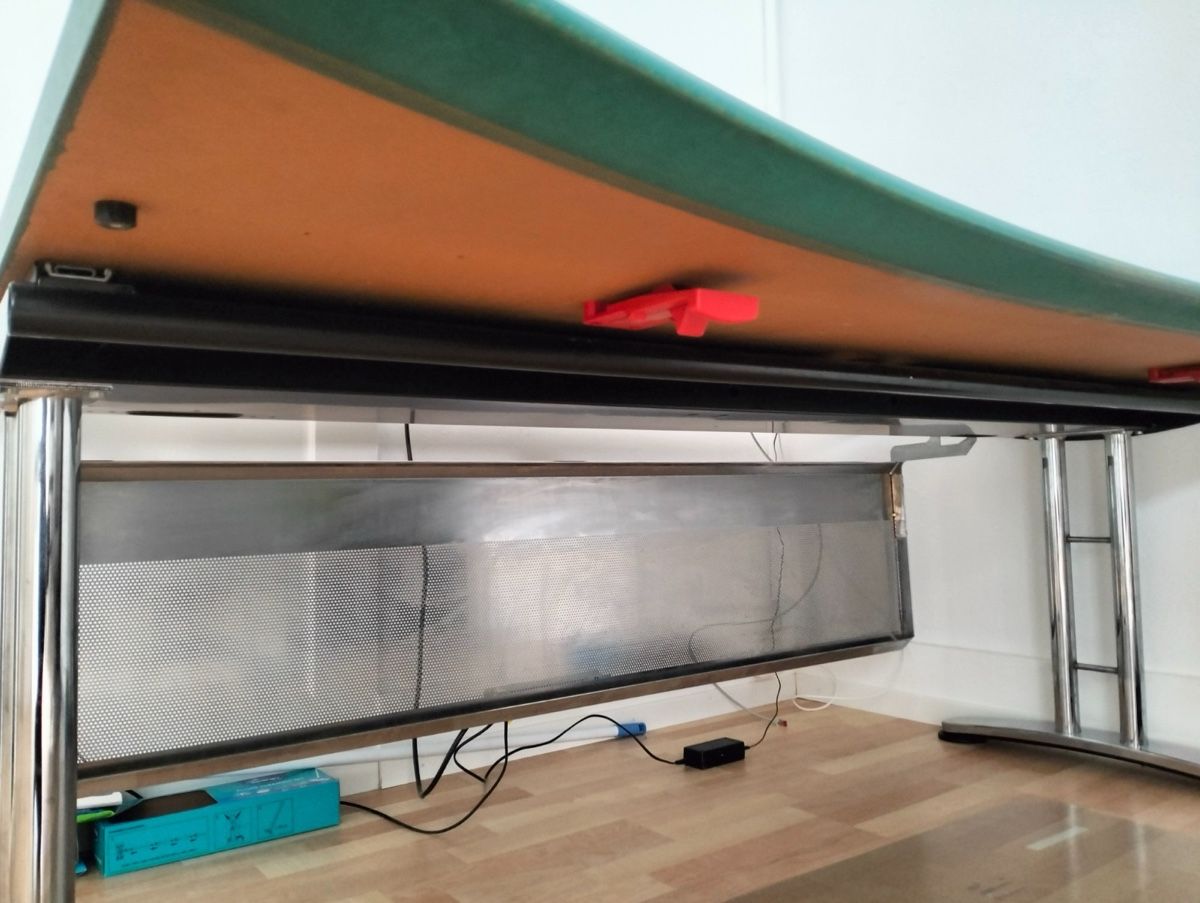 Schreibtische: Schreibtisch – Gebraucht aus Strengelbach von 300870 3