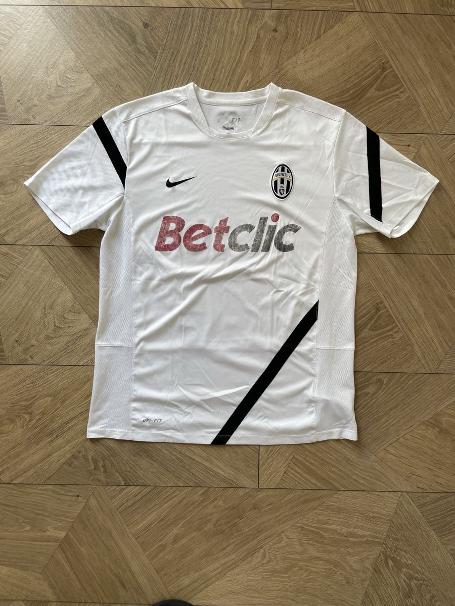 Juventus Maillots de corps & Pantalons: Maillot Juventus L – D'occasion à Lausanne par Balthaaaa