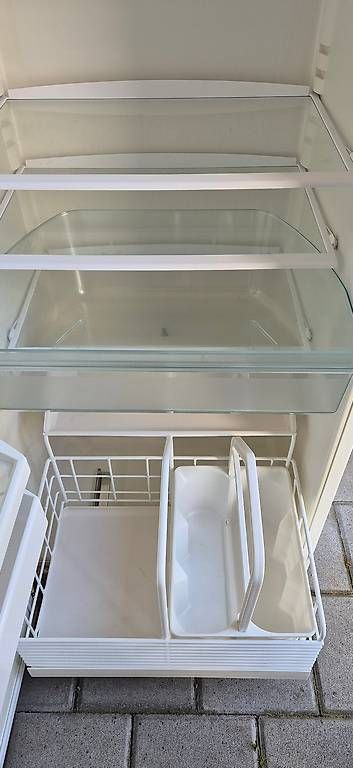 Electrolux Frigoriferi: Kühlschrank Electrolux IK 281.4 LI – Usato da Schänis venduto da 1234567890ABCDEF 4