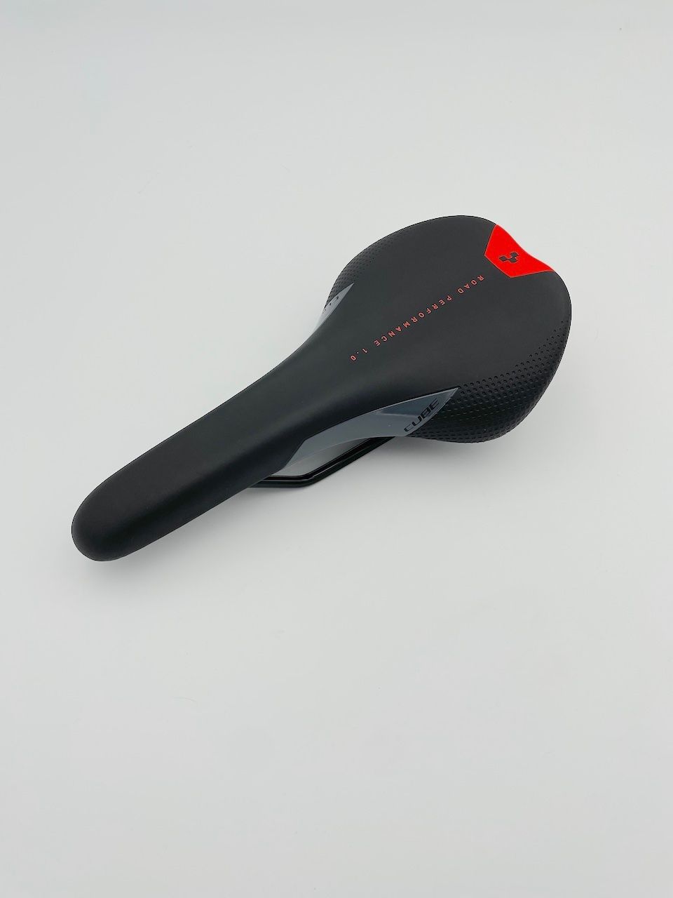 Pezzi di ricambio: Rennvelo Sattel Cube Road Performance 1.0 – Nuovo (secondo la descrizione) da Solothurn venduto da VintageVelo81 1