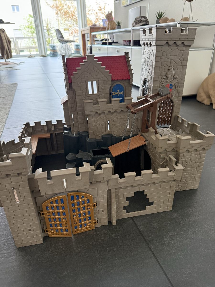 Playmobil Spielzeuge: Playmobil Königsritterburg 6000 – Gebraucht aus Arlesheim von kifa02