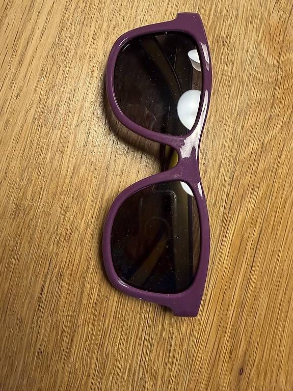 Occhiali & Lenti: Kinder Sonnenbrille – Usato da Arlesheim venduto da thoma2010 1