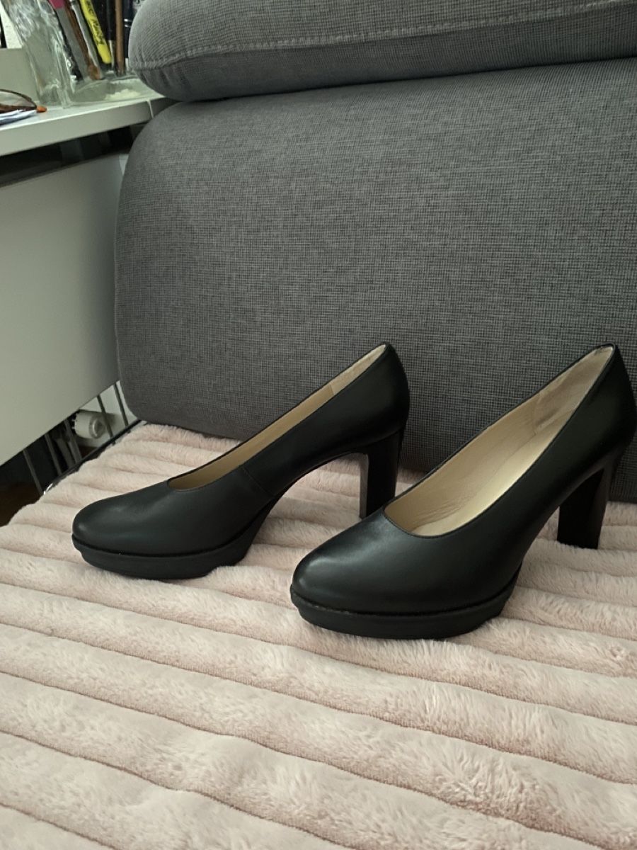 Unisa Scarpe da uomo: Schuhe / Pumps von Unisa – Usato da Rapperswil SG venduto da meg_gh8h 3