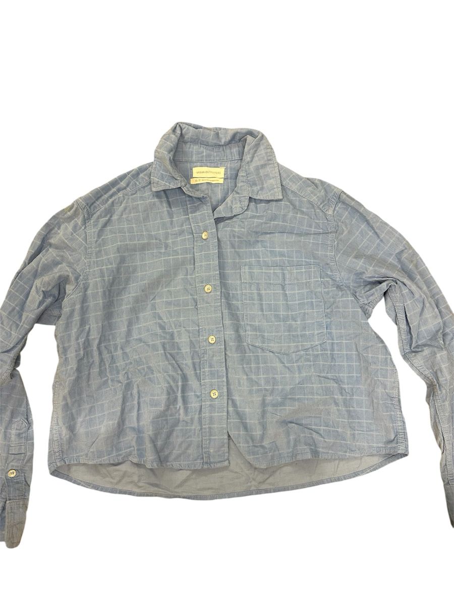 Chemisiers: Urban outfitters – D'occasion à Buochs par zukkias