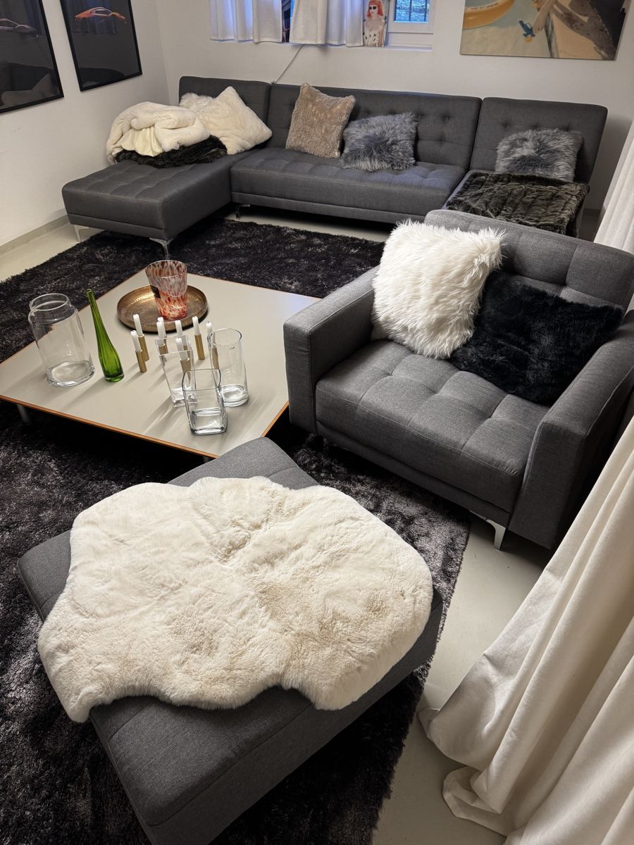 Divani: Sofa mit Sessel – Nuovo (secondo la descrizione) da Zürich venduto da Leined