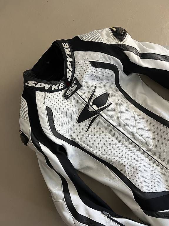 Completi: Tuta moto in pelle  – Usato da Ligornetto venduto da dav_5lsz 2