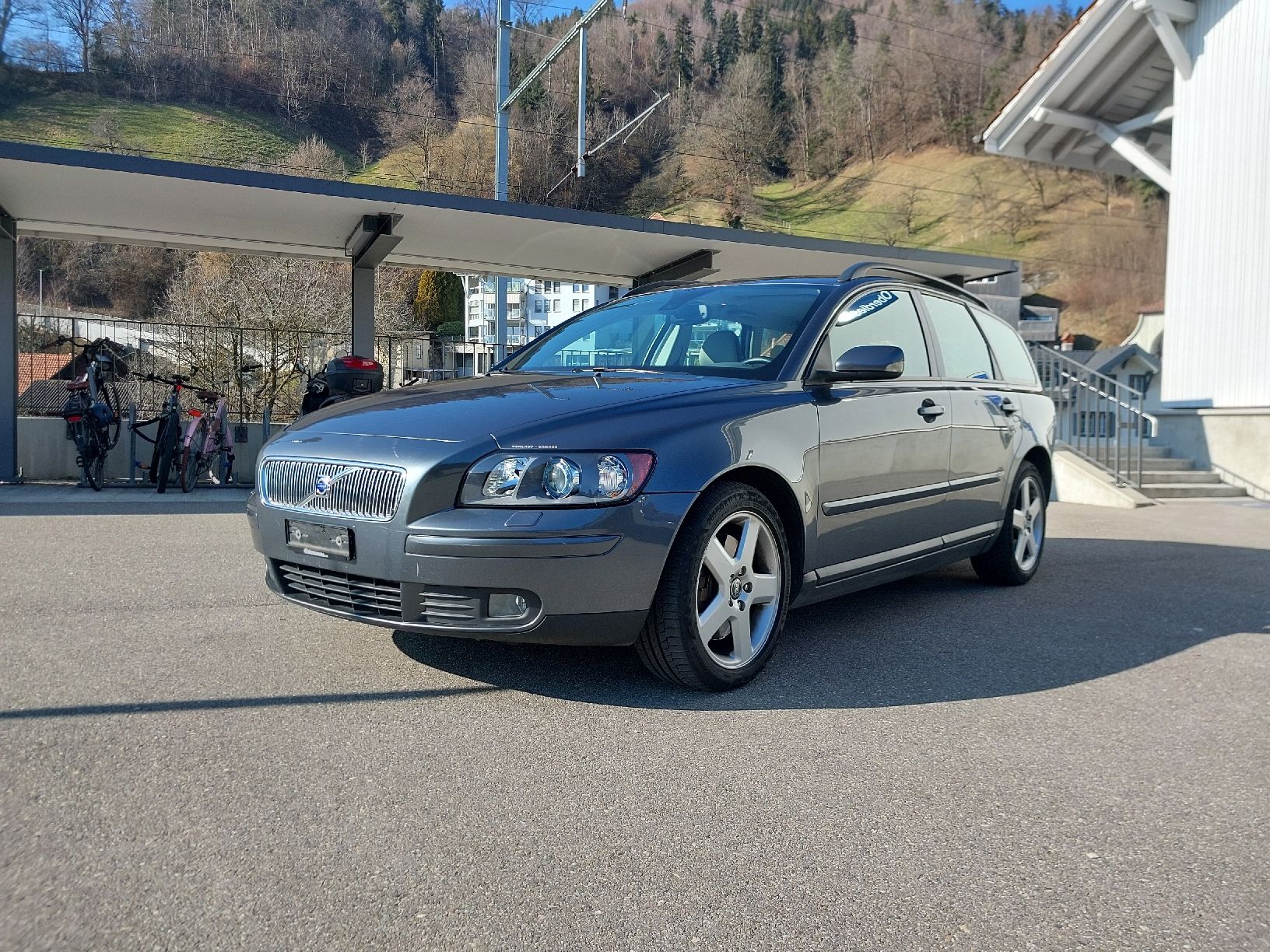 Volvo Autos: Volvo V50 D5 (MFK 10.24) – Gebraucht aus Spiez von