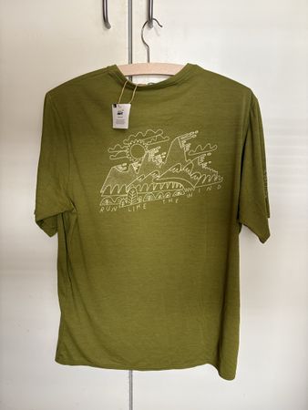 Patagonia shirt Tshirt
