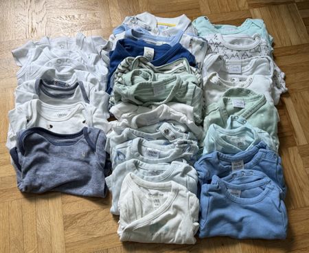 Lot body bebè 50-56, 26pz