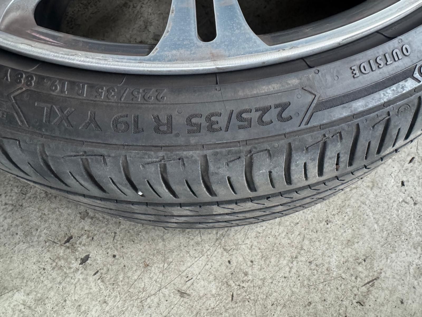 BMW Jantes: BMW E90 Kopletträder 225/35/19 – D'occasion à Eschen par kingkong010 4