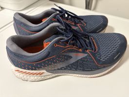 Brooks Adrenaline Laufschuhe Grösse 46