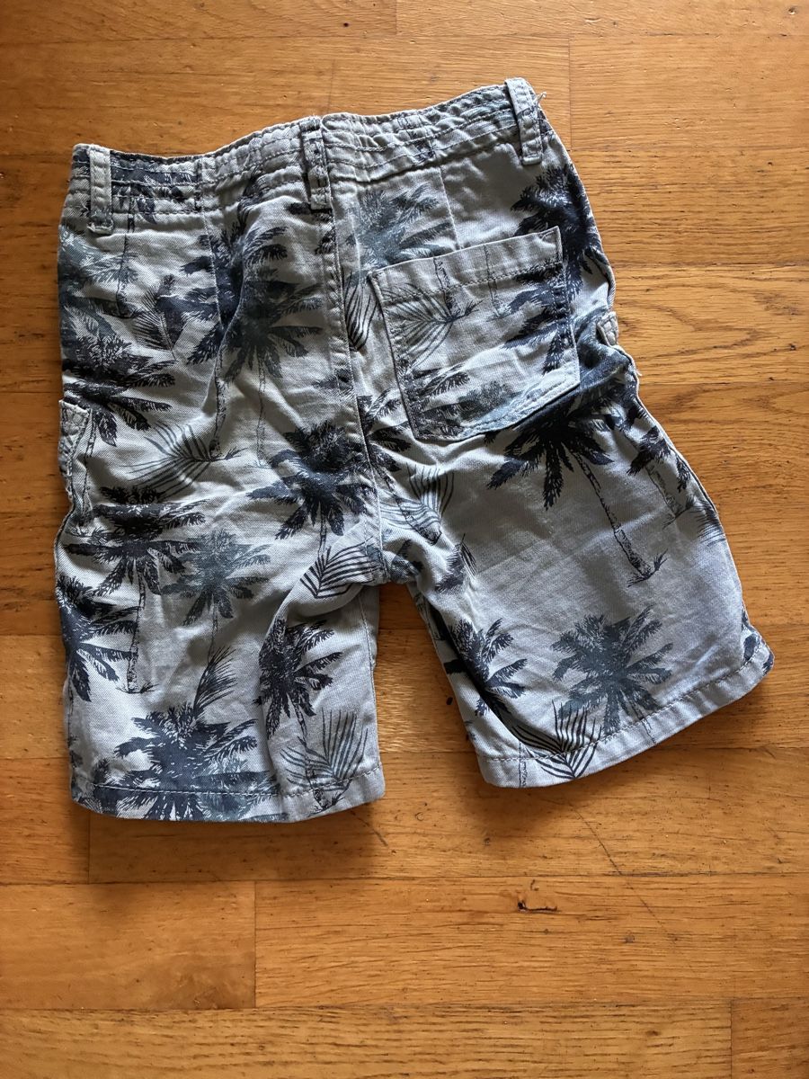 Zara Pantaloni: Tolle Shorts Gr. 122, Zara – Usato da richterswil venduto da lunamarie001 1