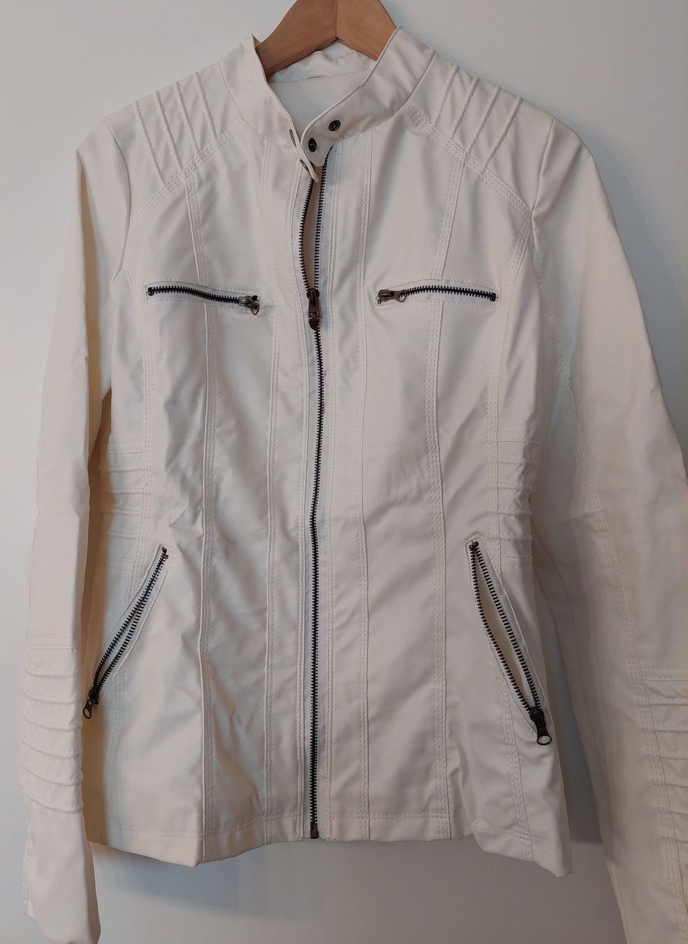 Jacken: Damen Jacke Lederimitat Gr. M – Gebraucht aus Oberweningen von Bumblebee2 1