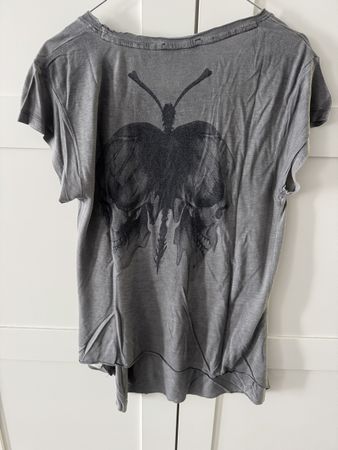 T-shirt Diesel gris imprimé crânes papillon taille M