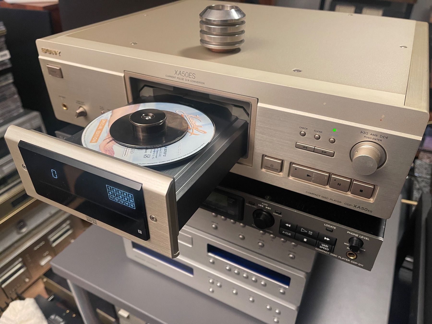 Sony Multimediaplayer & Streamer: SONY CD-PLAYER XA50ES CHAMPAGNER - TOP – Gebraucht aus Wald ZH von  1