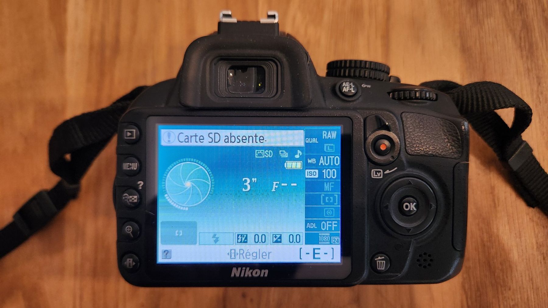 Nikon Fotocamera: Appareil photo Nikon D3100 – Usato da Aigle venduto da Mickael-b4 1