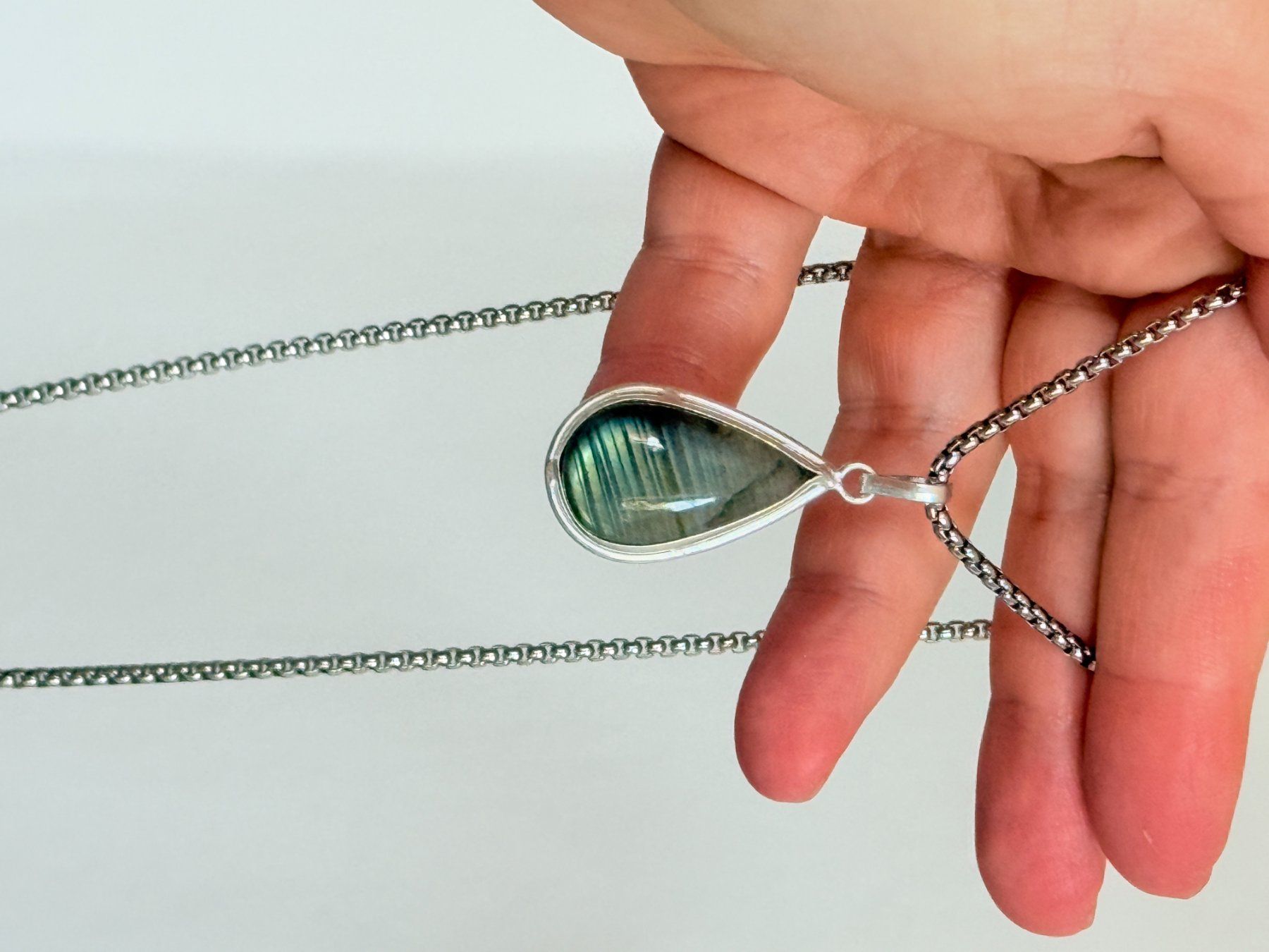 Catenine: Collier labradorite, élégant et tendance ✨ – Nuovo e nell'imballaggio originale da Genève venduto da AWWA 5