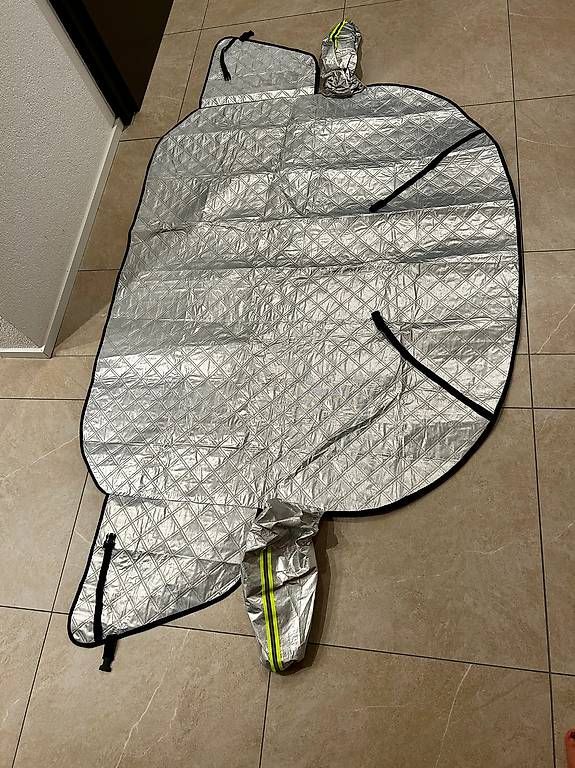 Coperture: Frontscheibenabdeckung Sommer/Winter – Usato da Galgenen venduto da mel_6sft 3