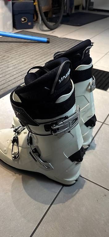 Scarpe da uomo: Dynafit Néo 28,5 – Usato da Vessy venduto da matzou 1