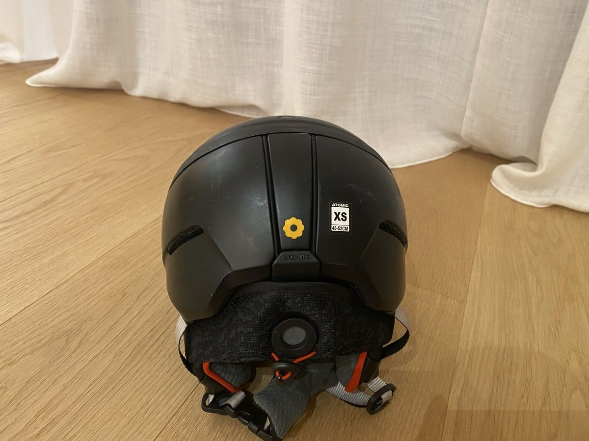 Atomic Helme: Atomic Ski Helmet, Black, Size XS – Gebraucht aus Planken von R4gskL7 2