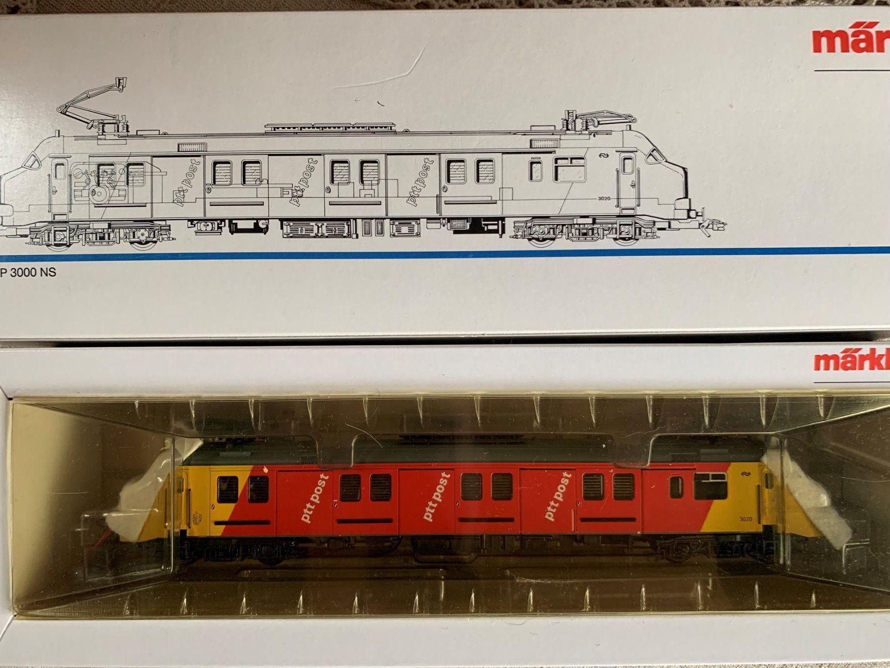 Märklin Modelleisenbahnen: Märklin H0 3389 Post-Triebwagen NS – Gebraucht aus Volketswil von zwitsch33 1