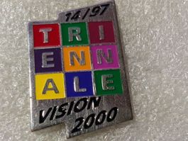 Ansteckpin 205: Triennale