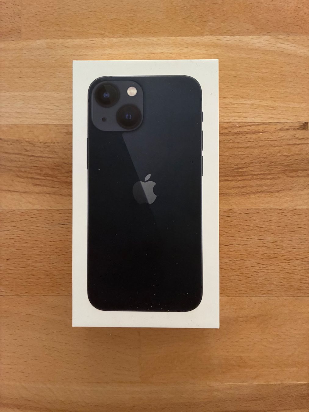 Apple Telefoni cellulari / Smartphones: iPhone 13 mini schwarz , 128 GB, mit Kopfhörer – Usato da Wetzikon venduto da car_w2lv 4