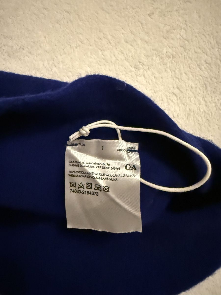C&A Copricapi, berretti & cappellini: C&A Beretmütze / Dunkelblau – Nuovo (secondo la descrizione) da St. Moritz venduto da ari_9fcv 2
