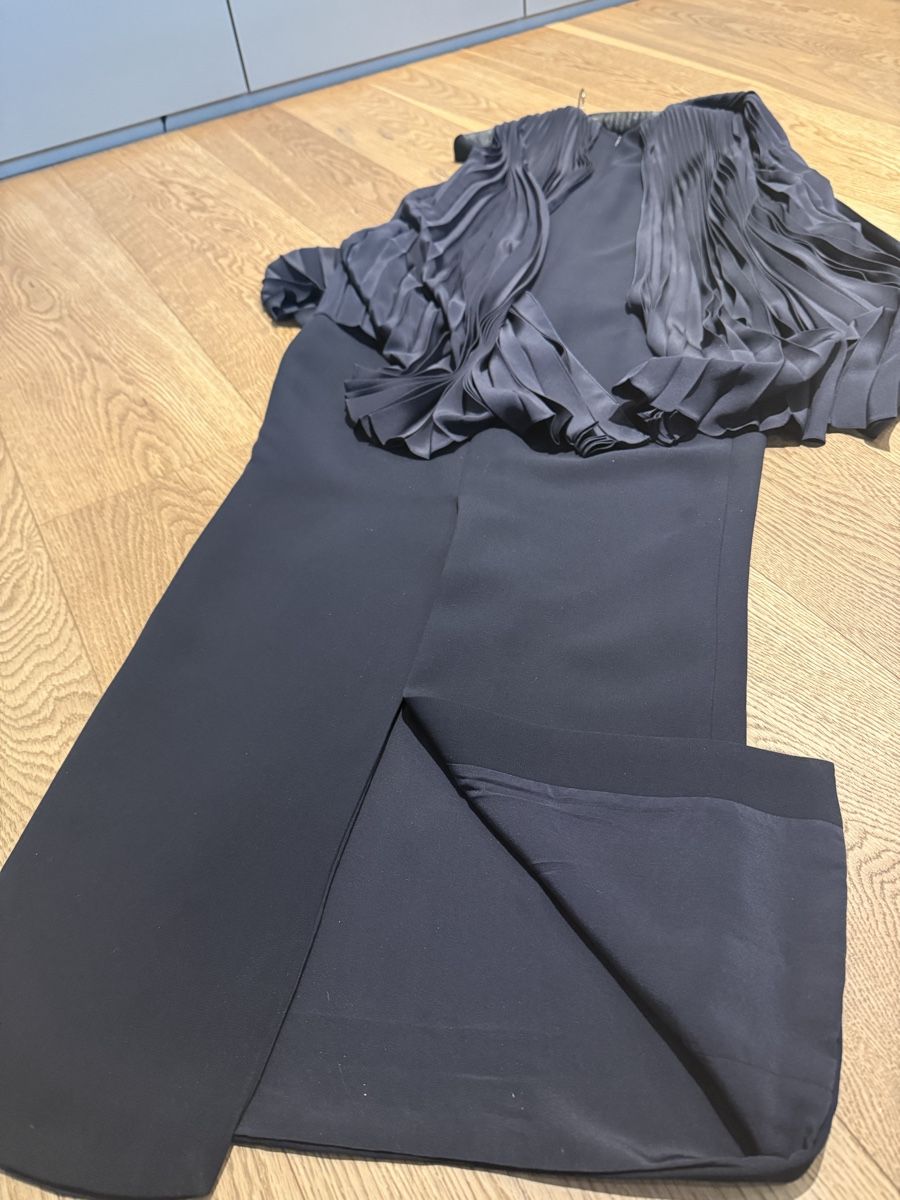 Dior Kleider: DIOR evening gown - exquisite!! – Neu (gemäss Beschreibung) aus Bäch SZ von jfog 2