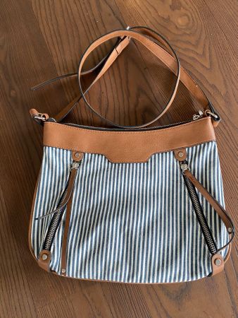 Handtasche