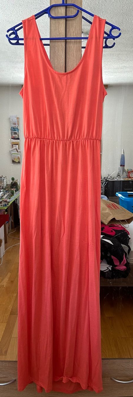 Vestiti: Longue robe – Usato da Reconvilier venduto da Panda90
