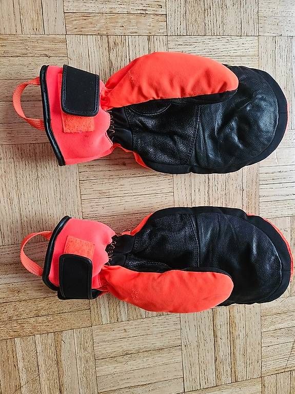 Reusch Guanti & manicotti: Reusch Worldcup Warrior R-TEX – Usato da Unterterzen venduto da Tommylee5 1