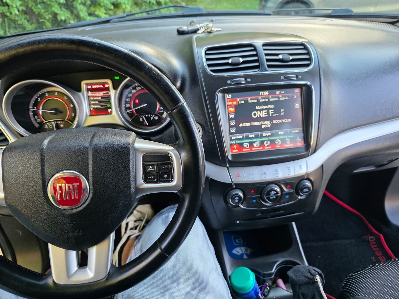 Fiat Automobili: Fiat Freemont 2.4 – Usato da Yverdon-les-Bains venduto da MotoFactory. 4
