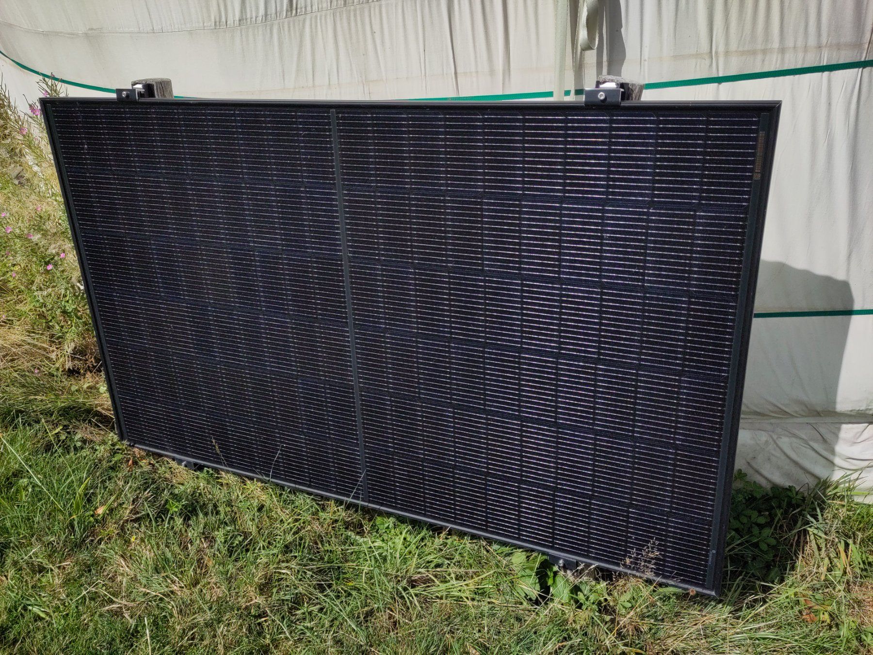 Dispositivi a energia solare: Solarmodul / Photovoltaik Paneel – Usato da Wilen b. Wollerau venduto da mooontjen