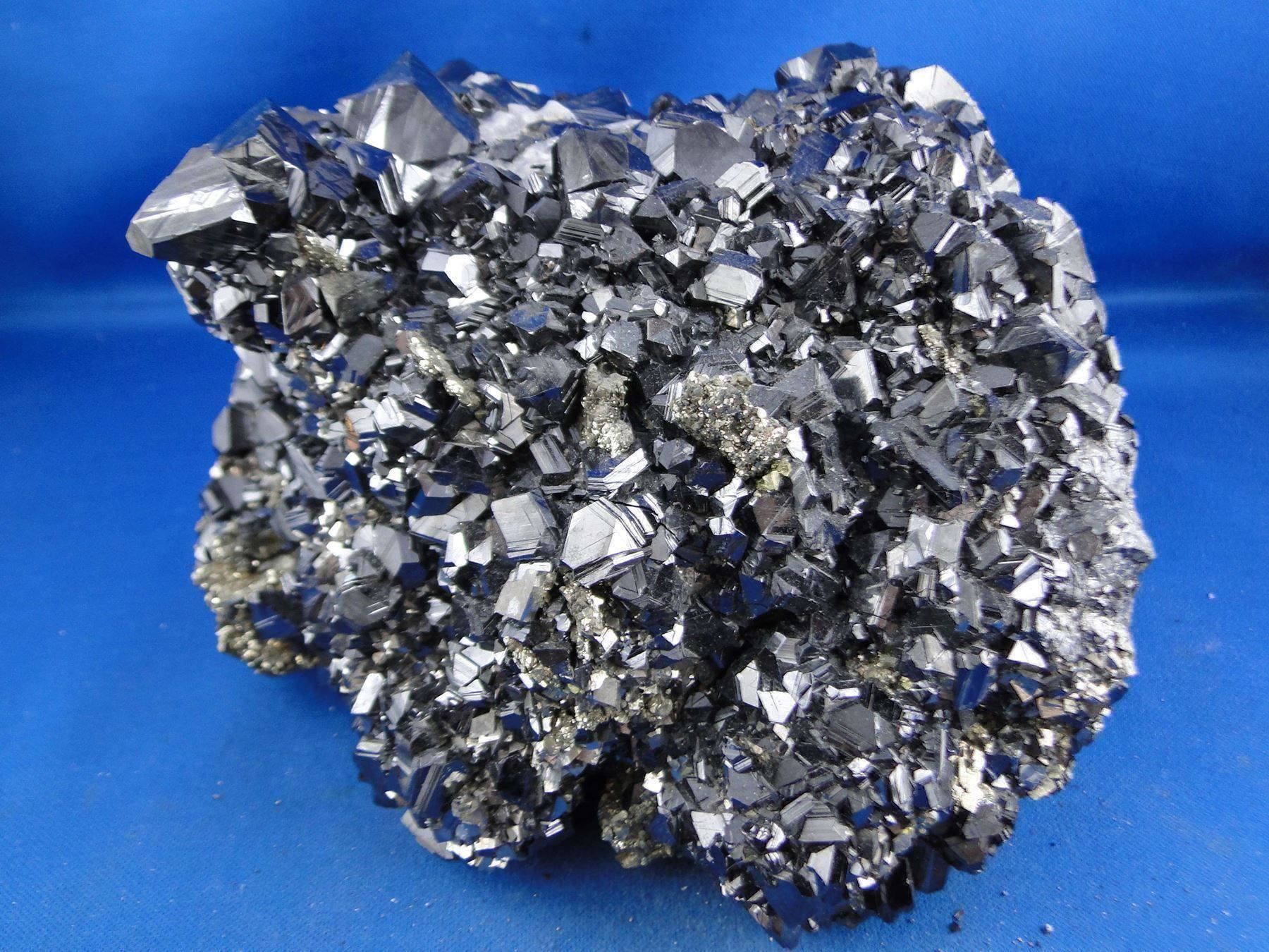 Minerali & Pietre curative: Sphalerit mit Pyrit und Calcit – Usato da Schinznach Bad venduto da Demerald 5
