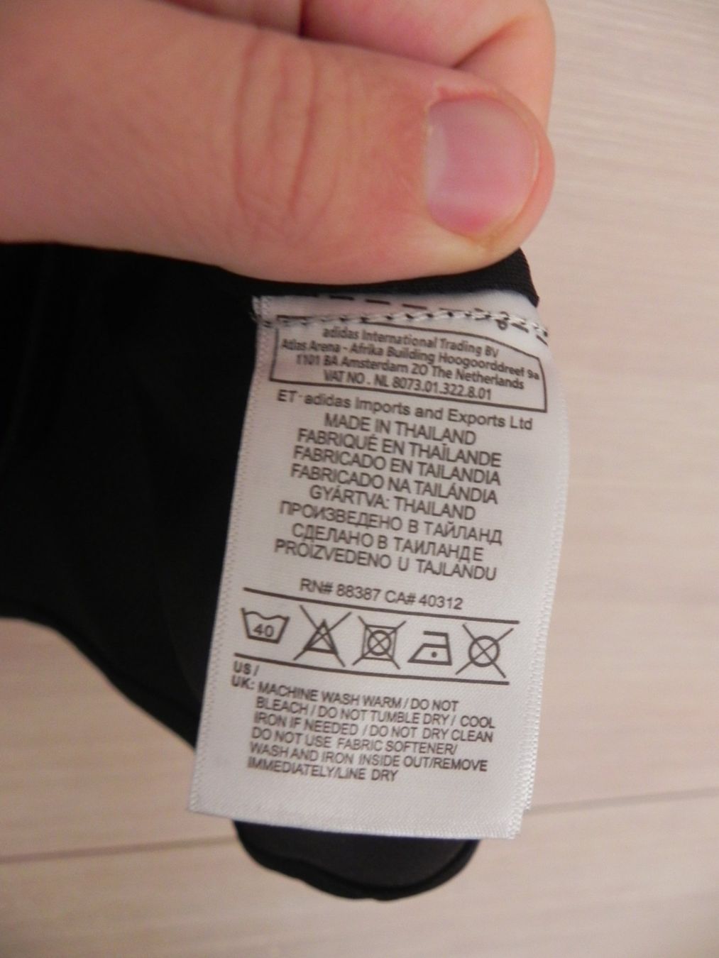 Adidas Canottiere & Pantaloni: AS Roma Third Kit Trikot 2023/24 Grösse L – Nuovo e nell'imballaggio originale da Biel/Bienne venduto da Gogolozi 3
