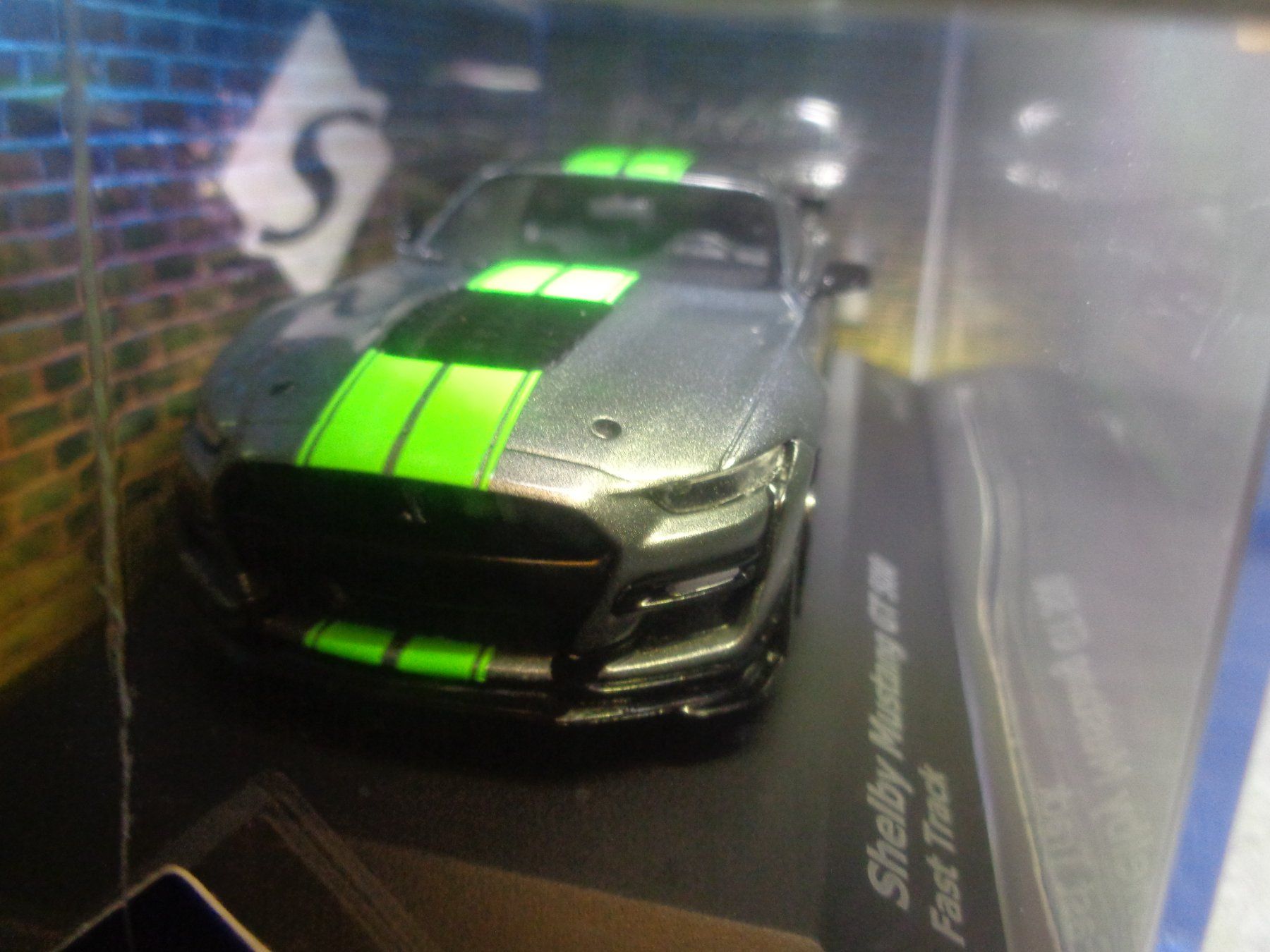 Porsche Voitures modèles: Solido 1:43 Shelby Mustang GT 500 – Neuf avec emballage d'origine à Reconvilier par rallycar 3