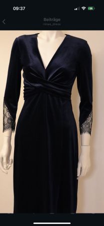 Elegantes Samtkleid, Gr. 36, mit Spitze - Perfekt für Win...